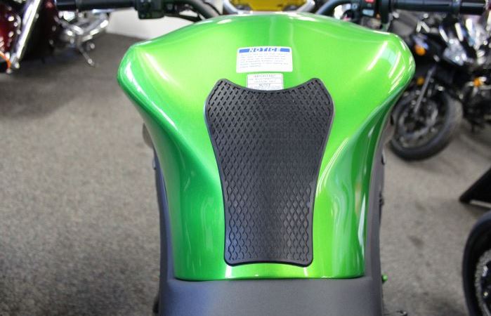 TechSpec Tank Grip Pads Center Tank Protector 3 TechSpec Tank Grip Pads Center Tank Protector 3